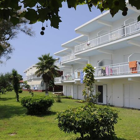 Apartments Hotel Alexandros Arkoudi Exterior foto